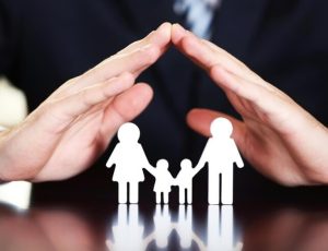 female-hands-chain-family-wooden-table-closeup_392895-531604 (3) (1)